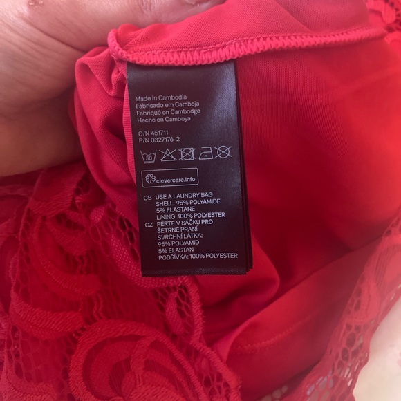 H&M Embroidered Red Dress - Picture 9 of 9